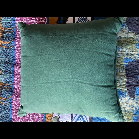 New beautiful Christmas lighthouse throw cushion🥰 - Picture 2 of 2